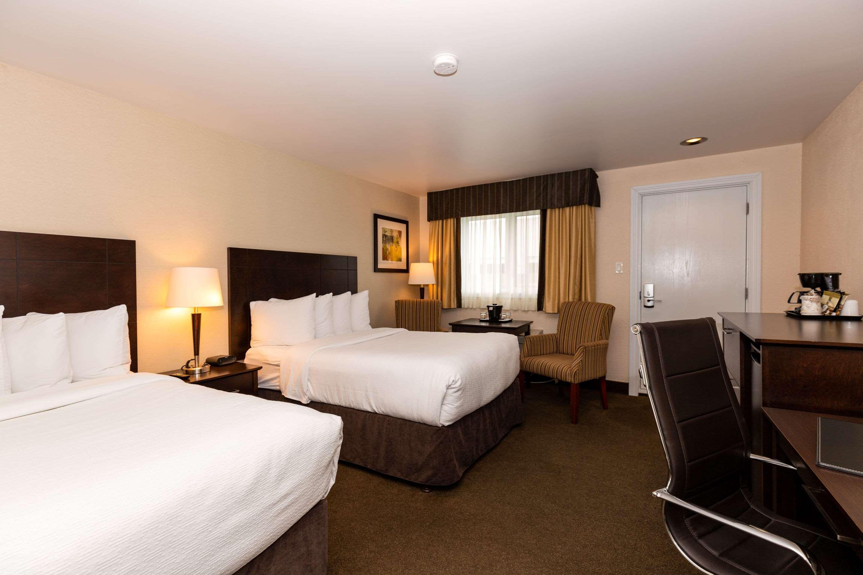 Quality Inn & Suites มาตาเน ภายนอก รูปภาพ